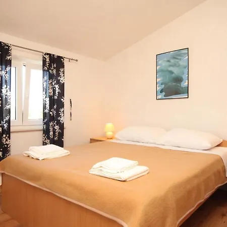 By The Sea Banj, Pasman - 8206 Apartman *